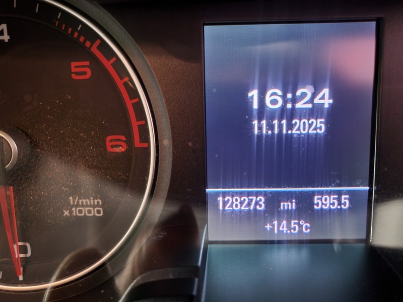 Used Audi A4 2012 for sale - 76570786: Photo 11