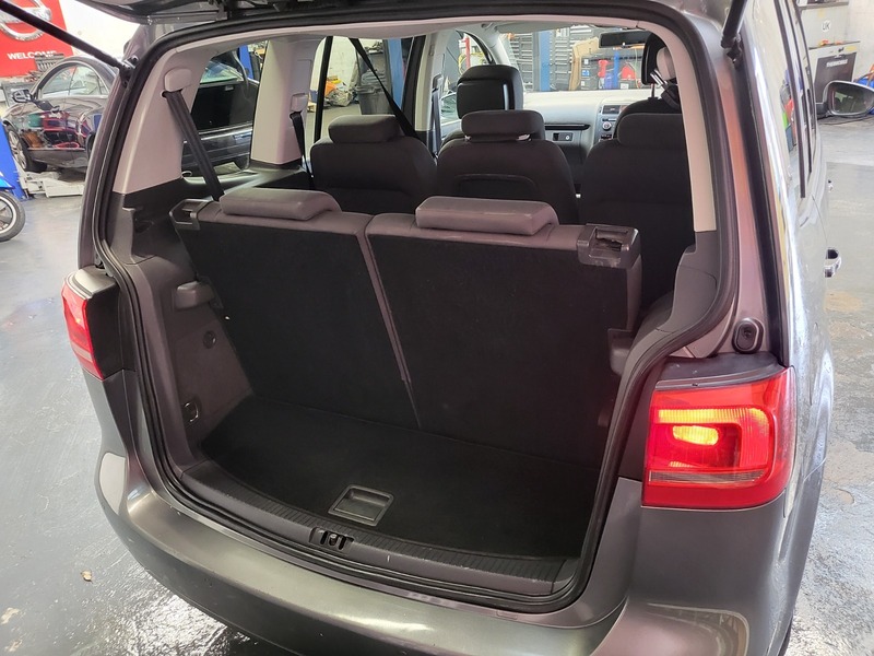 Used Volkswagen Touran 2013 for sale - 77118273: Photo 21