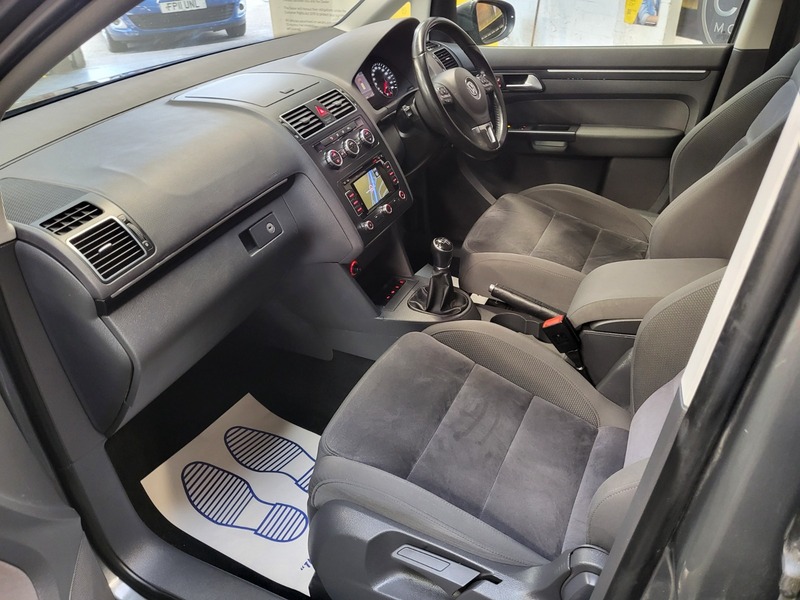 Used Volkswagen Touran 2013 for sale - 77118273: Photo 23