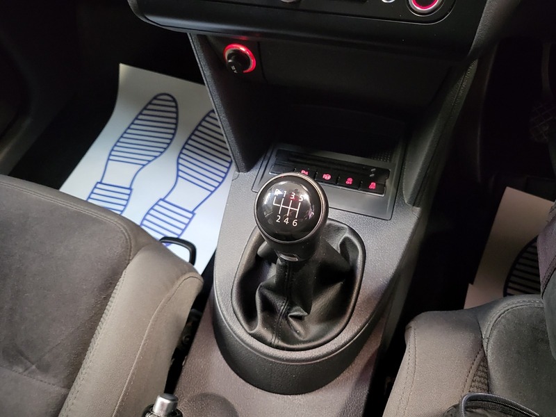 Used Volkswagen Touran 2013 for sale - 77118273: Photo 7