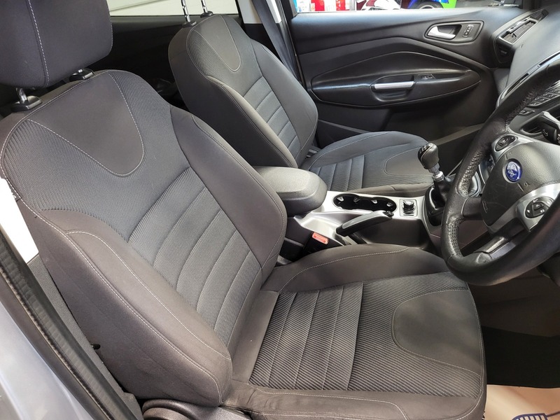 Used Ford Kuga 2013 for sale - 76454915: Photo 17