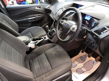 Used Ford Kuga 2013 for sale - 76454915: Photo