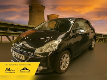 Peugeot - 208