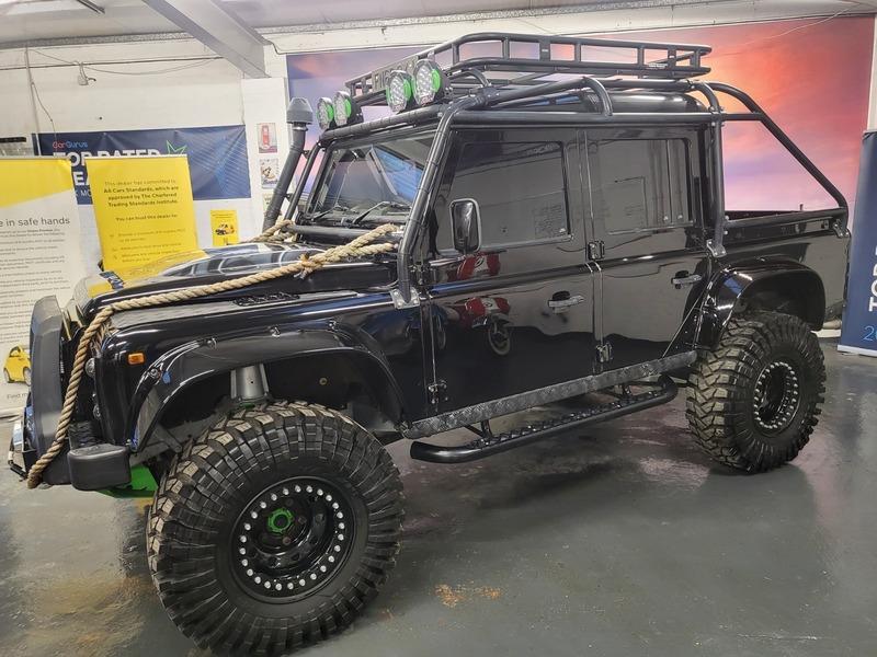 Used Land Rover Defender 2010 for sale - 77129230: Photo 14