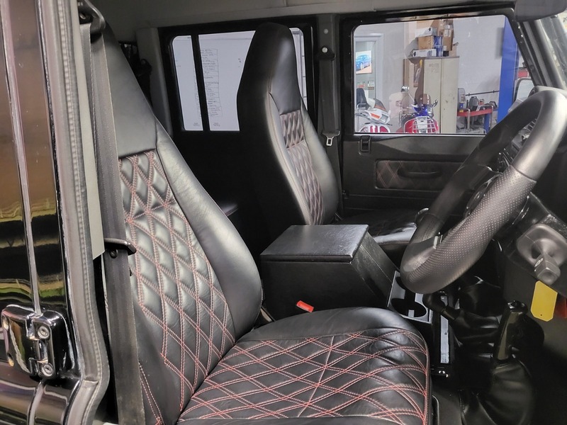 Used Land Rover Defender 2010 for sale - 77129230: Photo 16