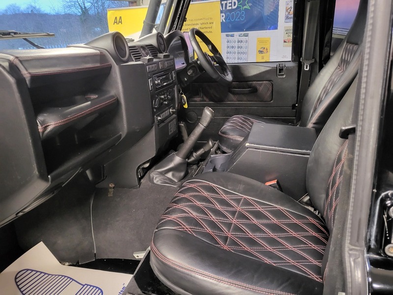 Used Land Rover Defender 2010 for sale - 77129230: Photo 21