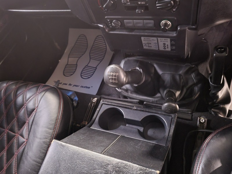 Used Land Rover Defender 2010 for sale - 77129230: Photo 7