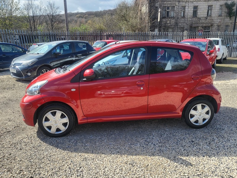 Used Toyota AYGO 2011 for sale - 78069652: Photo 17