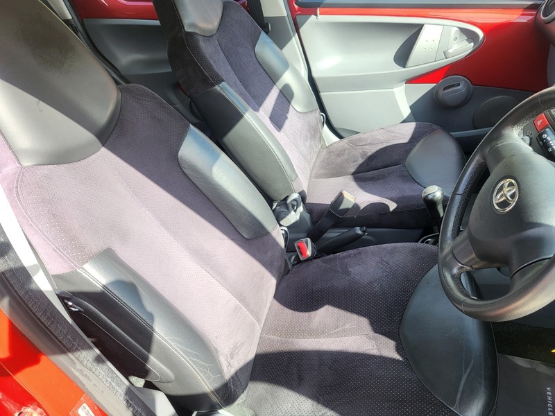 Used Toyota AYGO 2011 for sale - 78069652: Photo 18