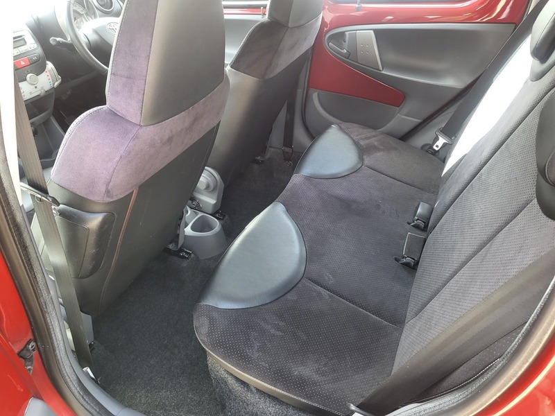 Used Toyota AYGO 2011 for sale - 78069652: Photo 21