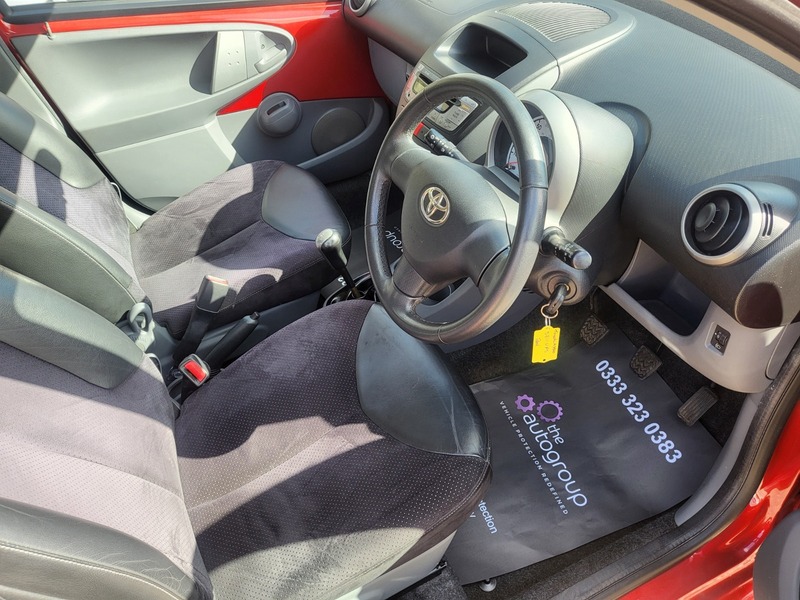 Used Toyota AYGO 2011 for sale - 78069652: Photo 3