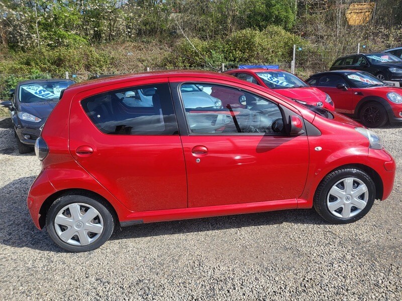 Used Toyota AYGO 2011 for sale - 78069652: Photo 8