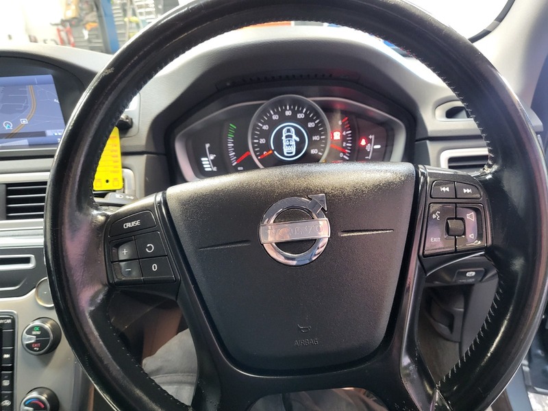 Used Volvo V70 2014 for sale - 76386922: Photo 14