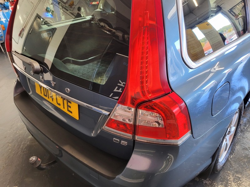 Used Volvo V70 2014 for sale - 76386922: Photo 15