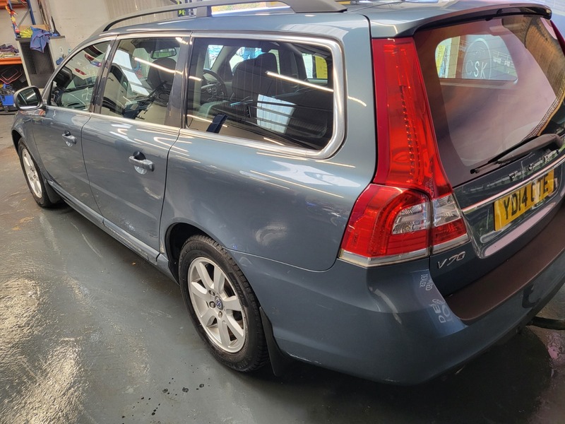 Used Volvo V70 2014 for sale - 76386922: Photo 20