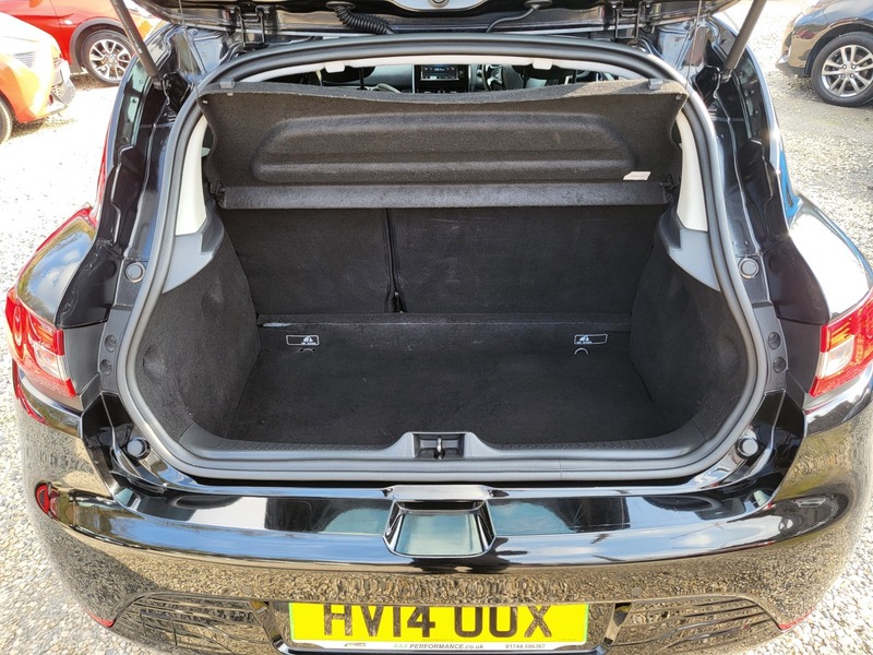 Used Renault Clio 2014 for sale - 77968108: Photo 20