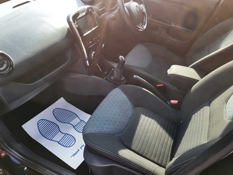Used Renault Clio 2014 for sale - 77968108: Photo 22