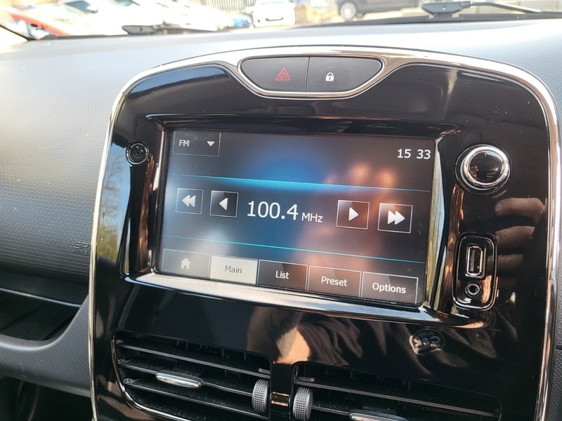 Used Renault Clio 2014 for sale - 77968108: Photo 5