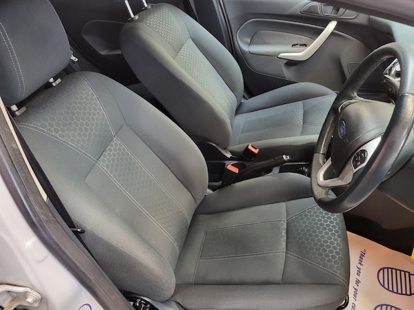 Used Ford Fiesta 2010 for sale - 73784864: Photo 17