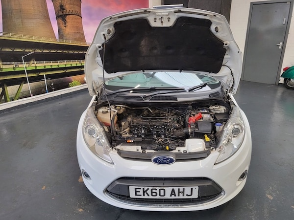 Used Ford Fiesta 2010 for sale - 73784864: Photo 24