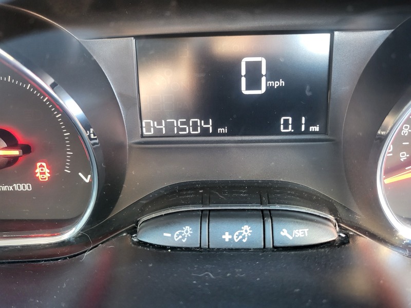 Used Peugeot 208 2015 for sale - 78111529: Photo 10