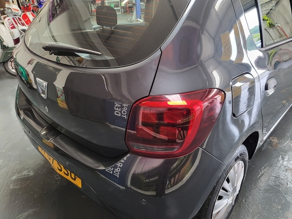 Used Dacia Sandero 2017 for sale - 75347938: Photo 14