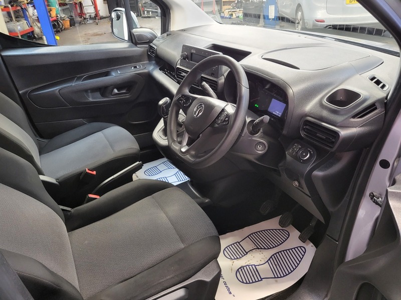 Used Vauxhall Combo 2019 for sale - 77250951: Photo 3