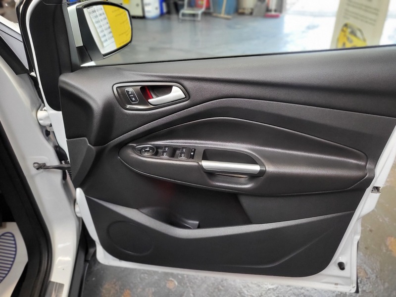 Used Ford Kuga 2017 for sale - 76430562: Photo 13