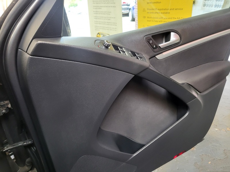 Used Volkswagen Tiguan 2013 for sale - 76418049: Photo 13