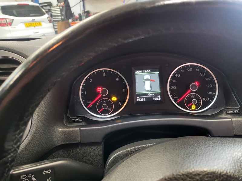 Used Volkswagen Tiguan 2013 for sale - 76418049: Photo 9