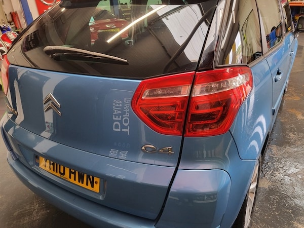 Used Citroen C4 Picasso 2010 for sale - 76211030: Photo 14