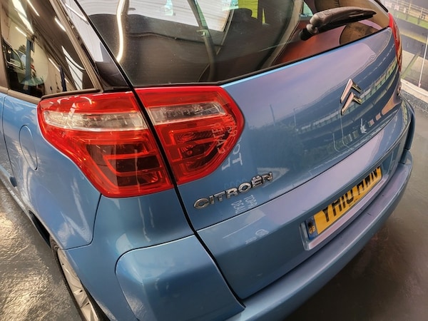 Used Citroen C4 Picasso 2010 for sale - 76211030: Photo 16