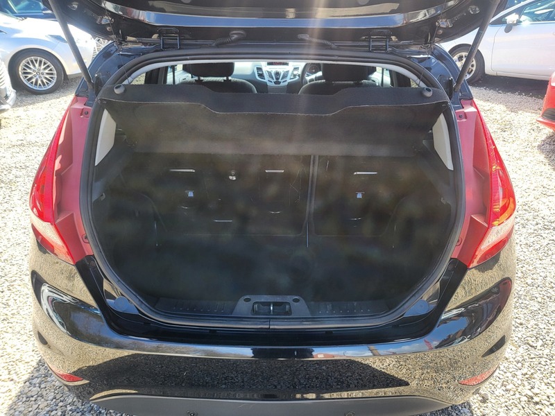 Used Ford Fiesta 2010 for sale - 78069627: Photo 21