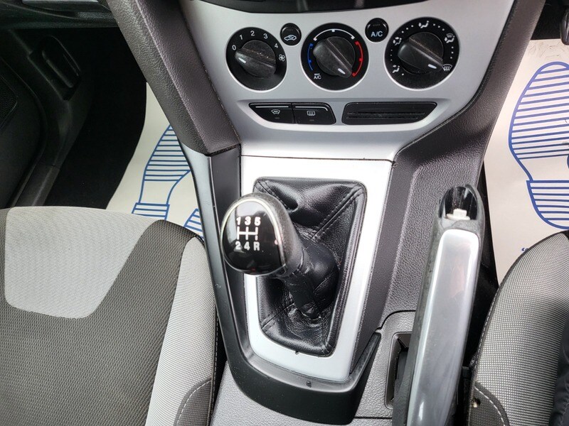 Used Ford Focus 2011 for sale - 77920970: Photo 14