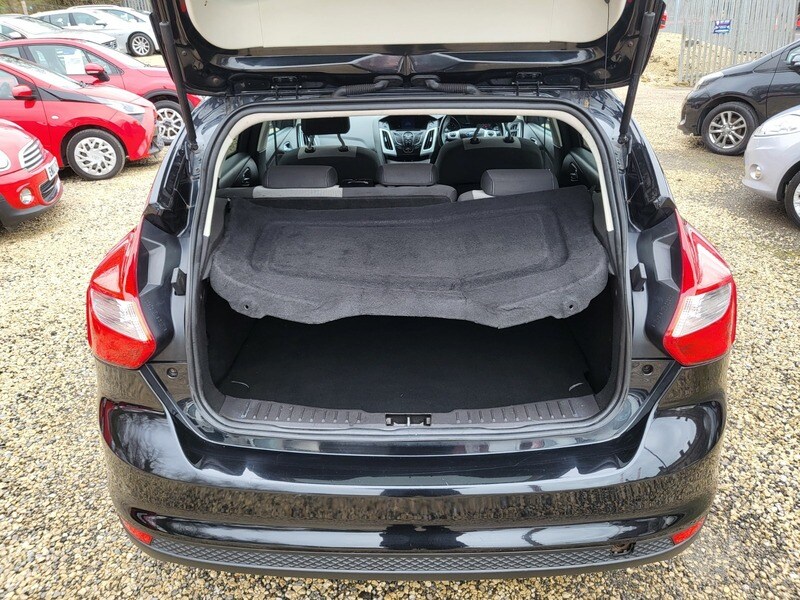 Used Ford Focus 2011 for sale - 77920970: Photo 20