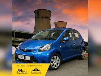 2011 - VVT-I BLUE 5-Door