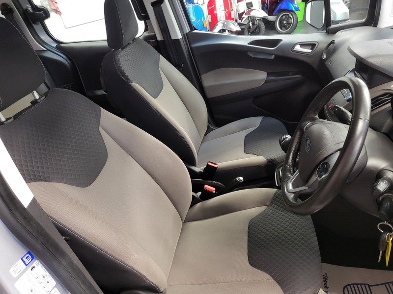 Used Ford Tourneo Courier 2020 for sale - 76520869: Photo 17