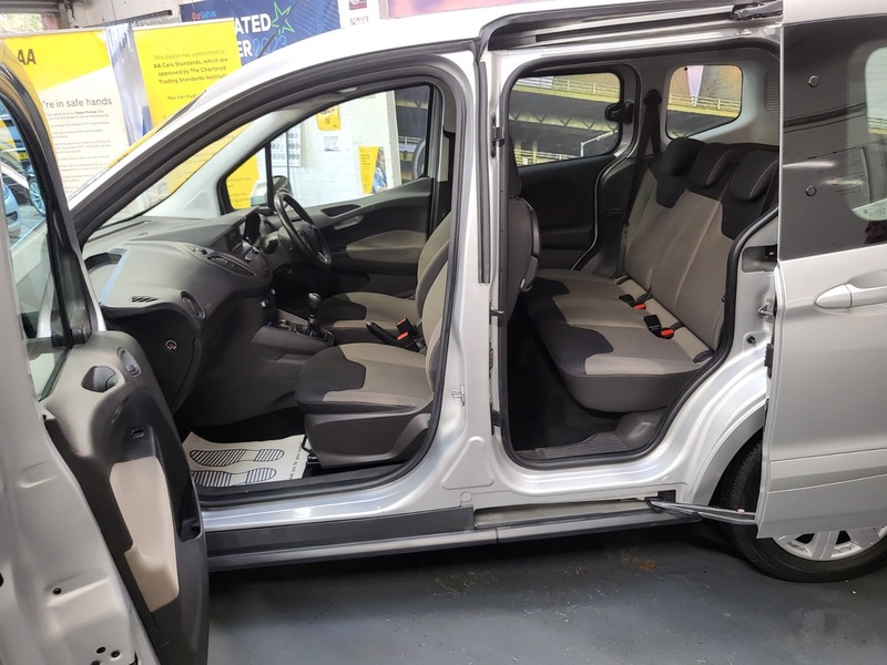 Used Ford Tourneo Courier 2020 for sale - 76520869: Photo 25