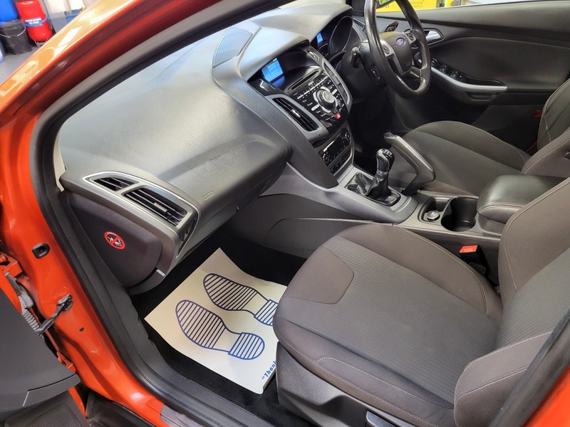 Used Ford Focus 2012 for sale - 76470732: Photo 21