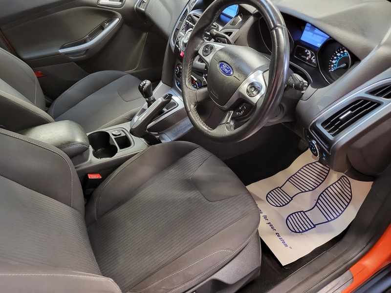 Used Ford Focus 2012 for sale - 76470732: Photo 3