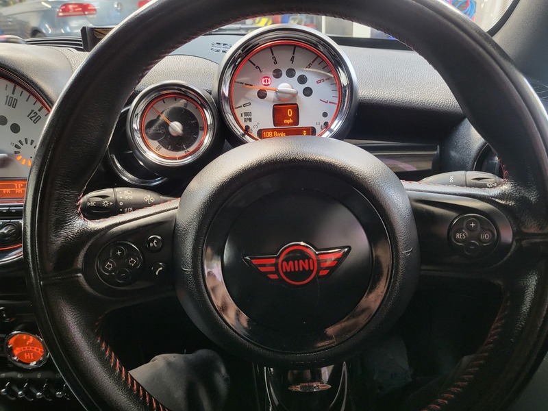 Used MINI Roadster 2012 for sale - 76497054: Photo 12