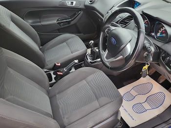 Used Ford Fiesta 2015 for sale - 78525852: Photo