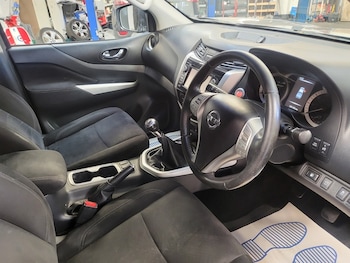 Used Nissan Navara 2018 for sale - 75606859: Photo