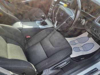 Used Volvo S60 2015 for sale - 79450686: Photo