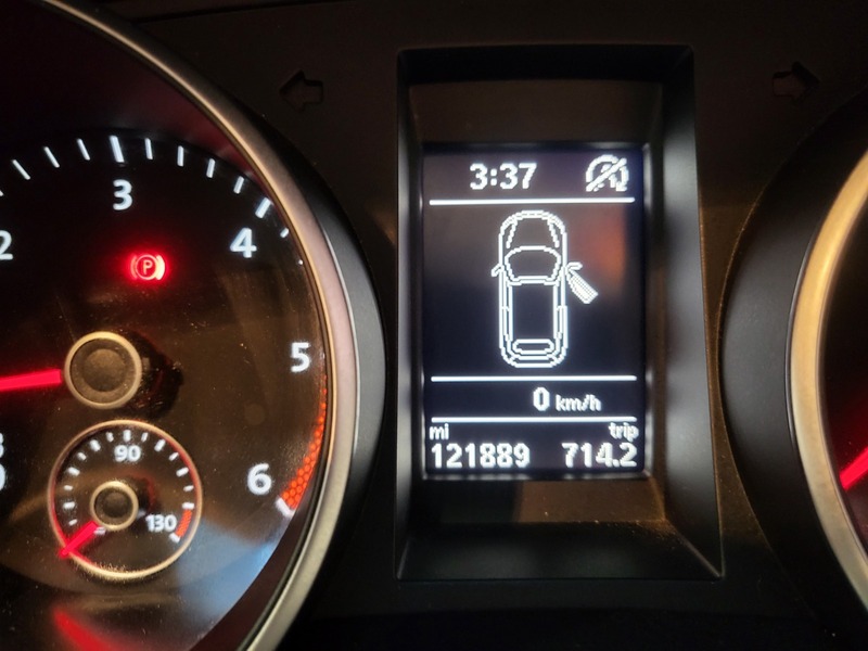 Used Volkswagen Golf 2014 for sale - 76821353: Photo 10