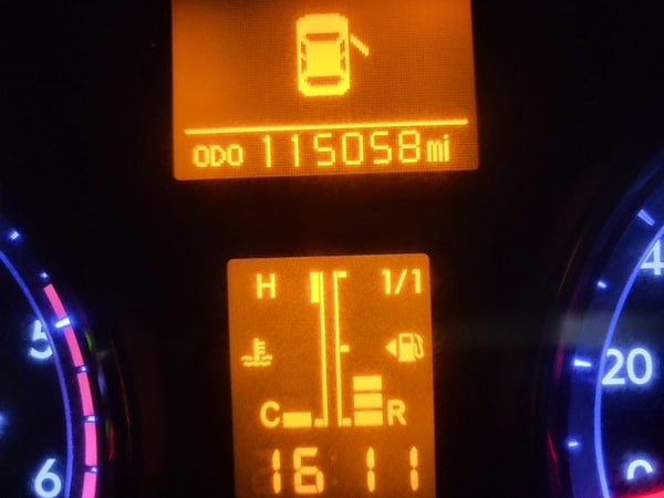Used Toyota Avensis 2014 for sale - 76323864: Photo 10