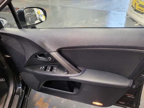 Used Toyota Avensis 2014 for sale - 76323864: Photo 14