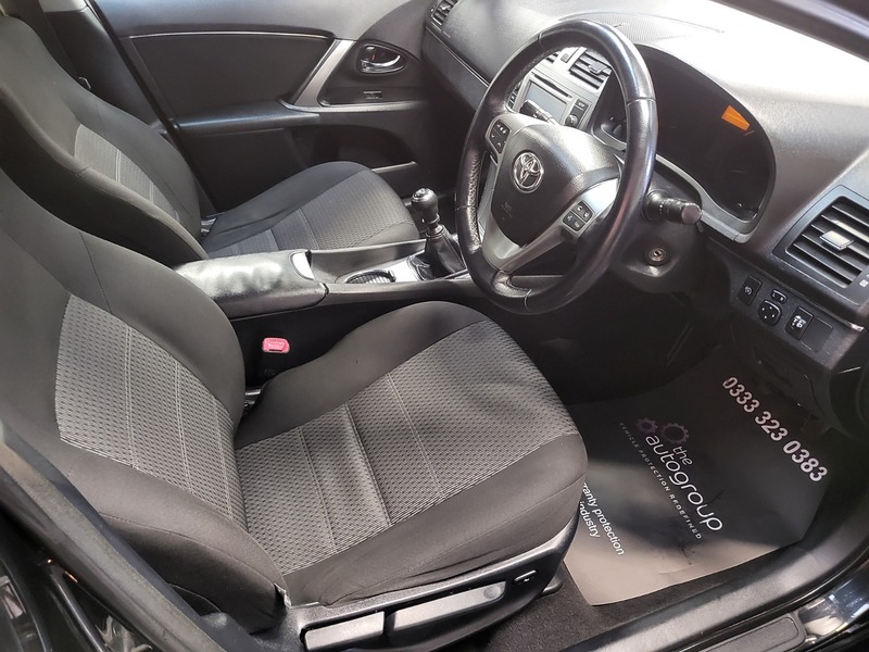 Used Toyota Avensis 2014 for sale - 76323864: Photo 3