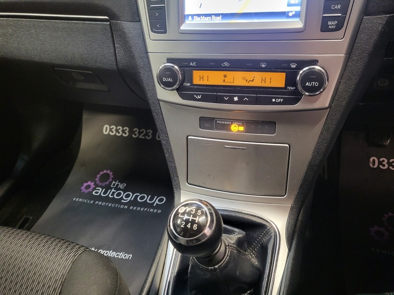 Used Toyota Avensis 2014 for sale - 76323864: Photo 7