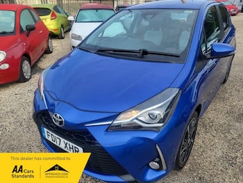 Used Toyota Yaris 2017 for sale - 79805394: Photo